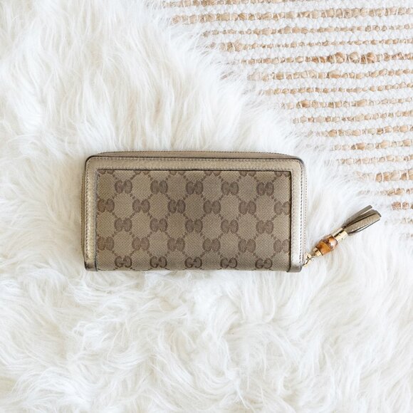 Gucci GG Supreme Zip Around Canvas Wallet w/ Bamboo Tassel & Gold Leather Trim - Picture 2 of 13